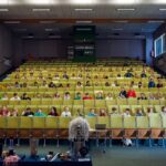 Wykład inauguracyjny –  „Jak się czuje student DUT podłączony do 100 000 V?” – Tomasz Madej, 14.03.2026 r. cz. II